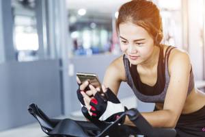 indoorcycling-mit-smartphone