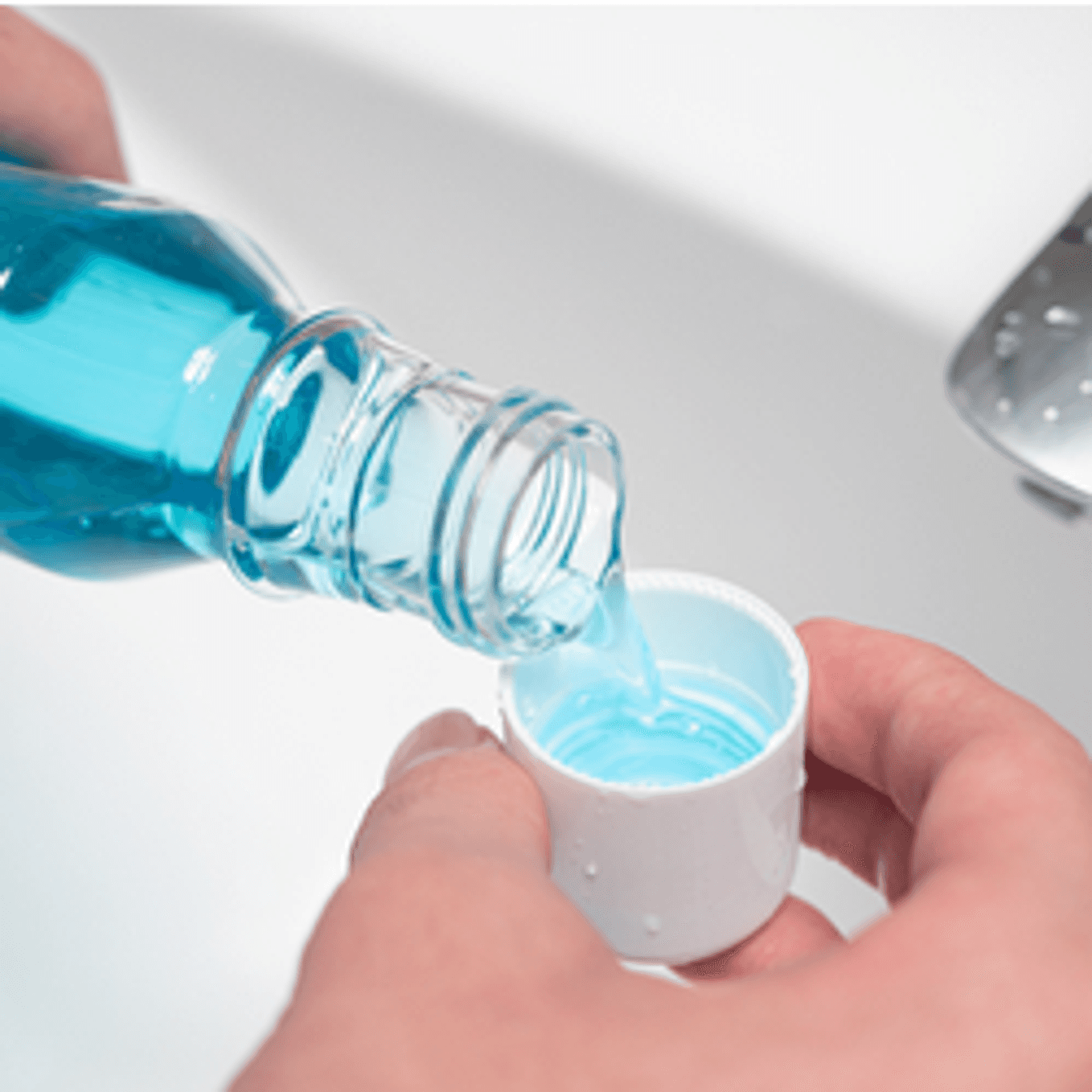 Mundspülung Test & Vergleich 2025 » Die besten Produkte auf Krone.at